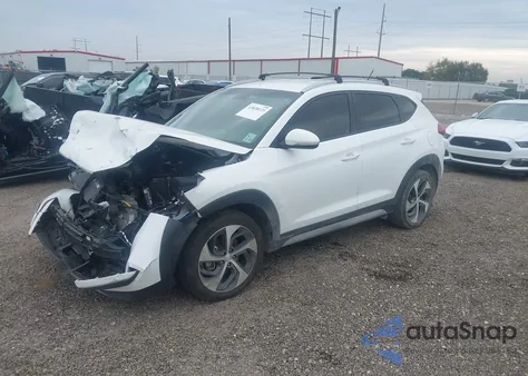2017 Hyundai Tucson Sport из США, поврежденный, VIN KM8J33A29HU553582